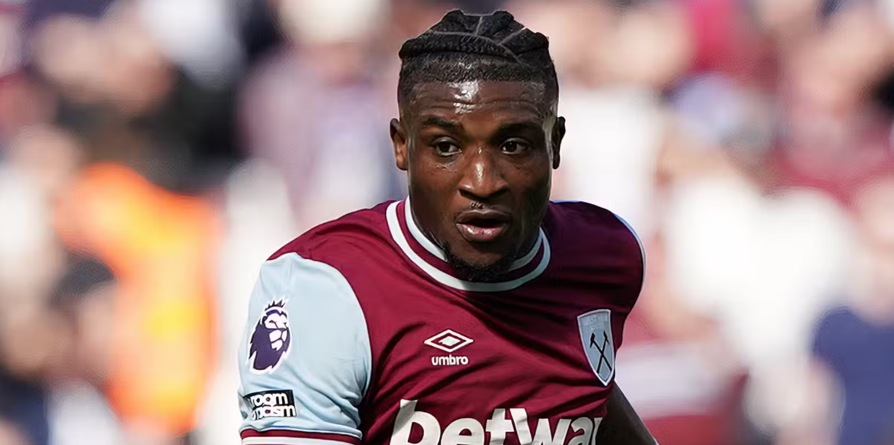 记者：和热刺展开争夺，切尔西在运作库杜斯的转会