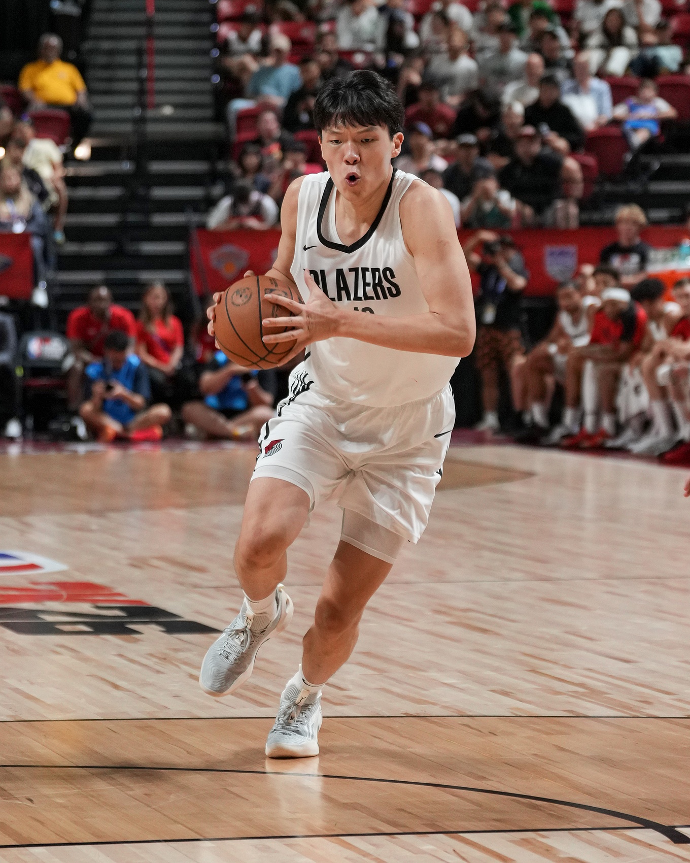 德甲直播-队记：杨瀚森在恶补英语 感觉不打亚洲杯也有这部分原因