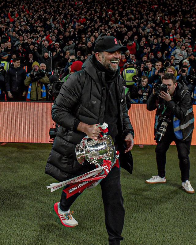 “二队”承惠克洛普师恩，十冠王红军吃定六连亚豪车