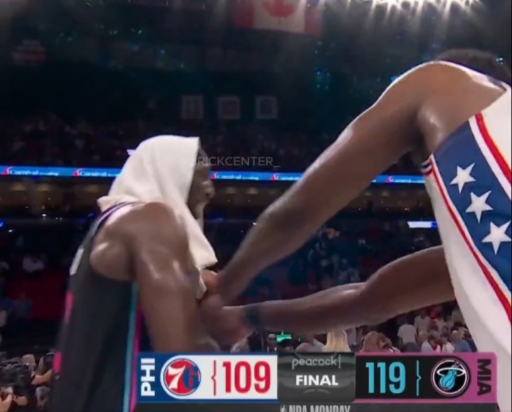 好兄弟打你怎么了？恩比德&amp;热巴赛后热聊掐喉 前者：我根本没犯规